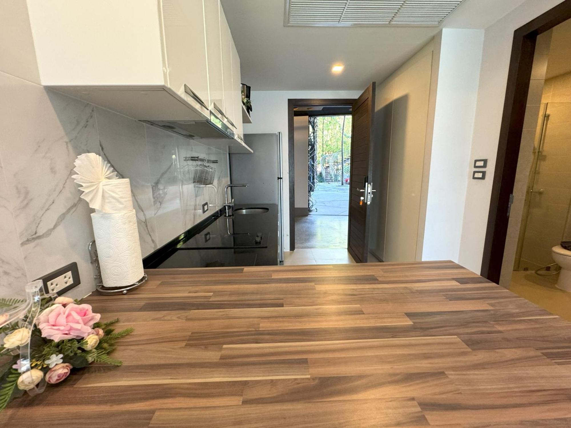 Private Apartment At Emerald Terrace Patong المظهر الخارجي الصورة