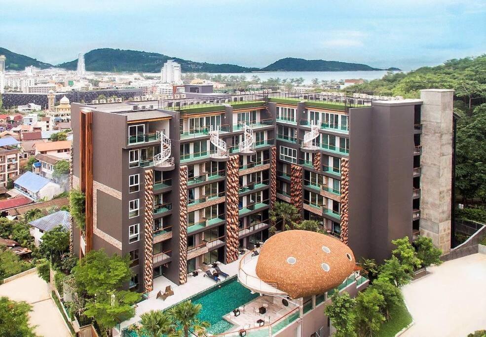 Private Apartment At Emerald Terrace Patong المظهر الخارجي الصورة