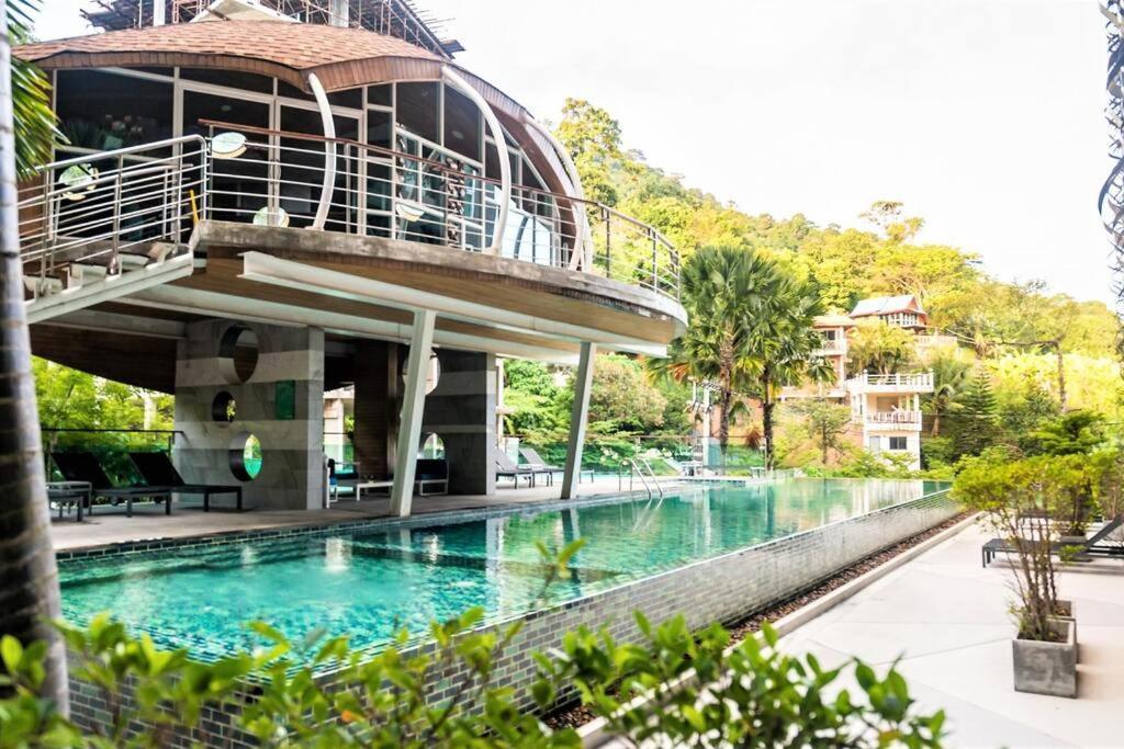 Private Apartment At Emerald Terrace Patong المظهر الخارجي الصورة