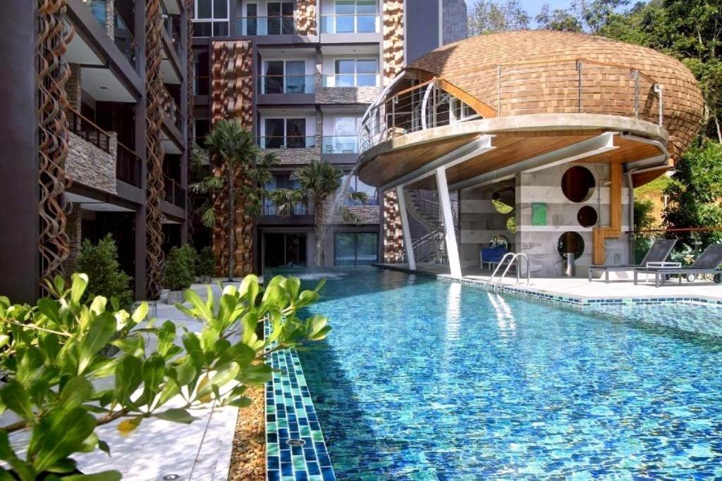 Private Apartment At Emerald Terrace Patong المظهر الخارجي الصورة